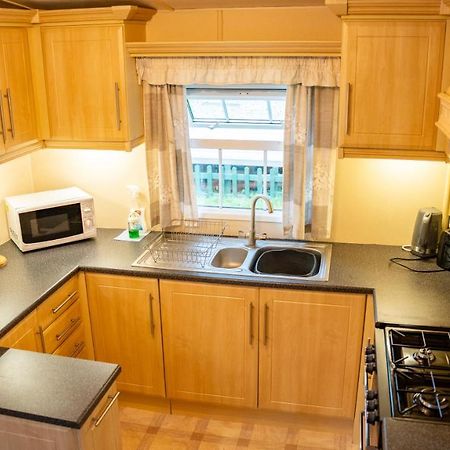 The Elms Static Caravan カロンプトン エクステリア 写真